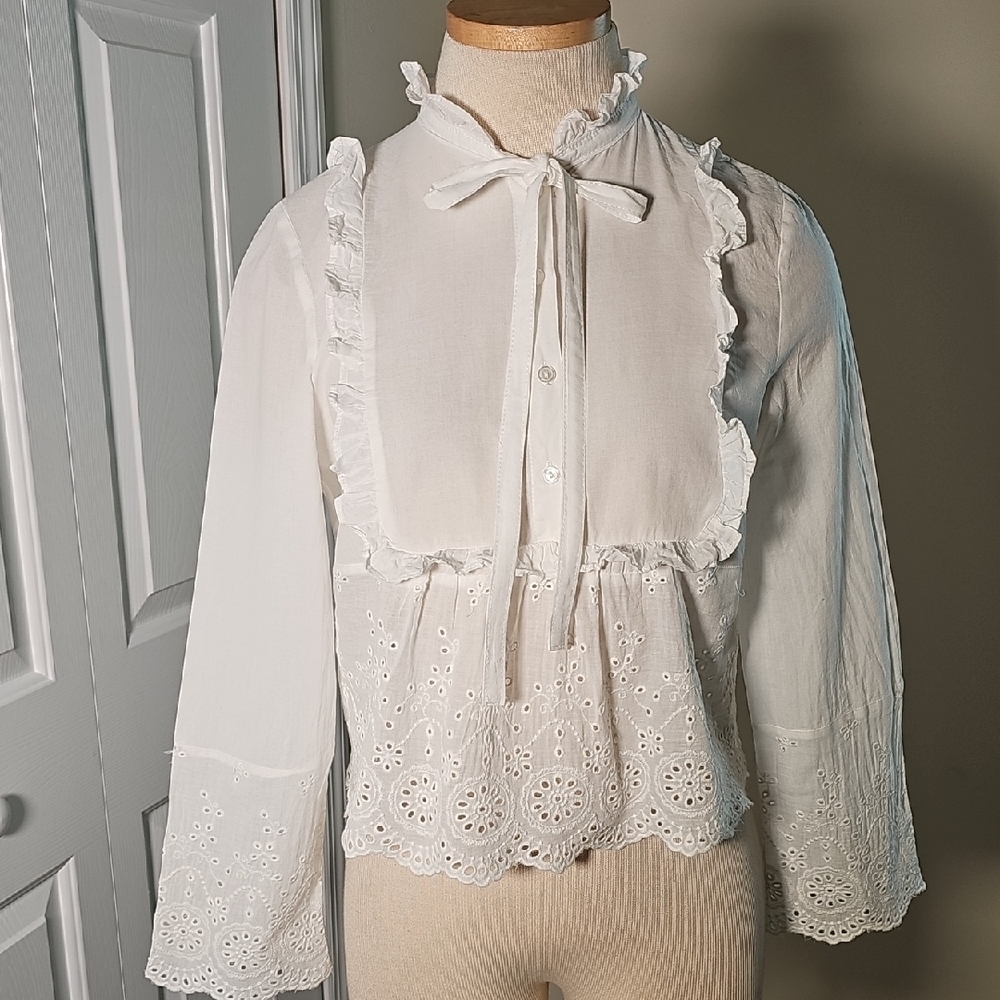 White Ruffled Blouse Ruffle Eyelet Detail. Small‎ Sunday Up
